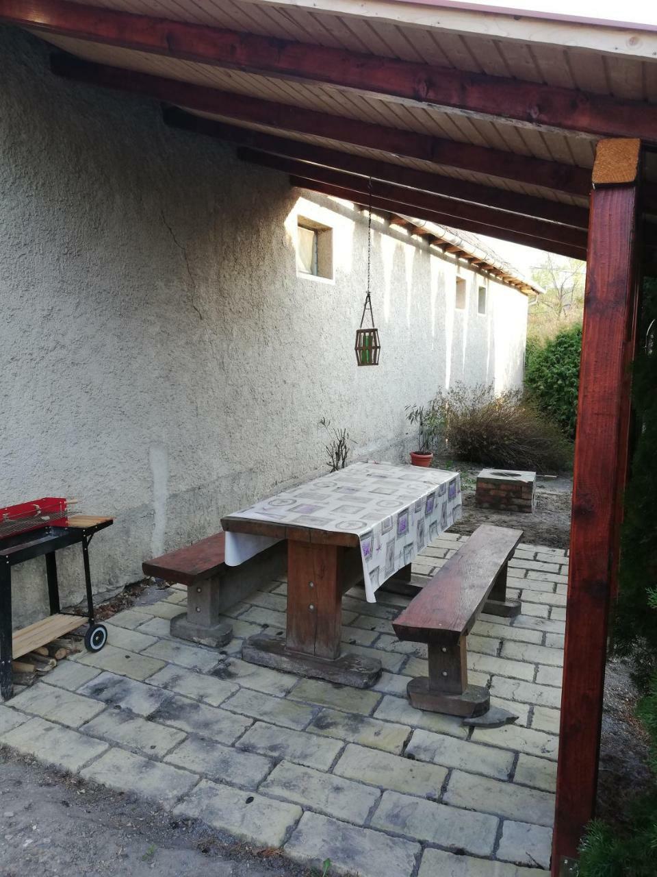 Kemences Vendeghaz Hotel Mikohaza Exterior photo